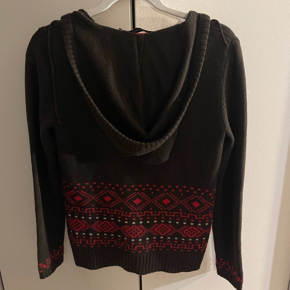 Zara Basic Hoodie Sweater in Dark Brown and Red - Picture 2 of 10